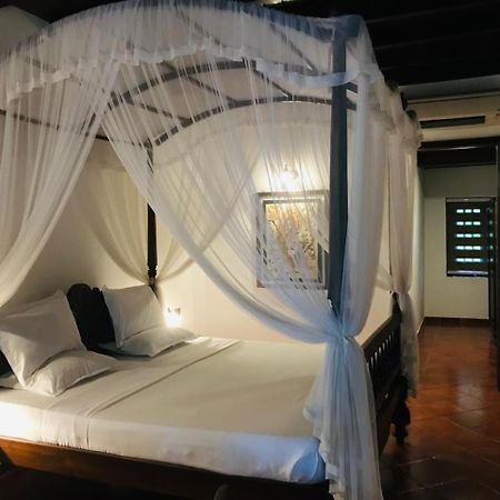 Palm Garden Village Hotel Anuradhapura Ngoại thất bức ảnh