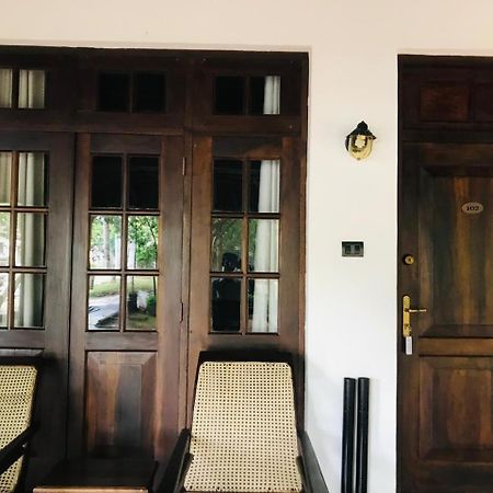 Palm Garden Village Hotel Anuradhapura Ngoại thất bức ảnh