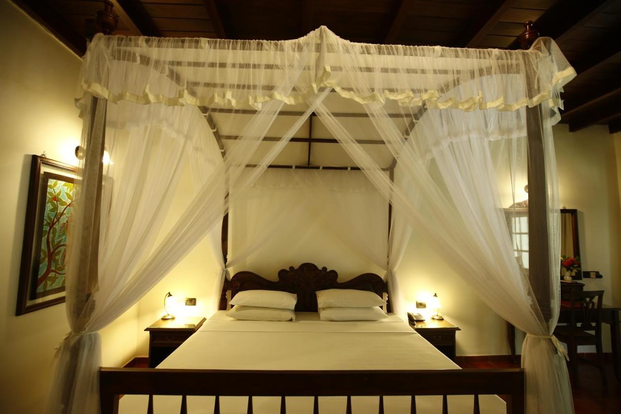 Palm Garden Village Hotel Anuradhapura Ngoại thất bức ảnh